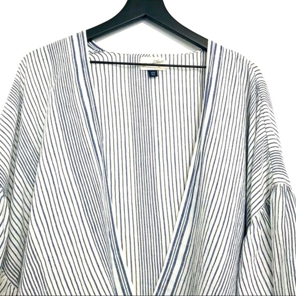 Universal Thread Oversized Stripes Ruffle Sleeves Kimono Duster Top - Picture 6 of 10